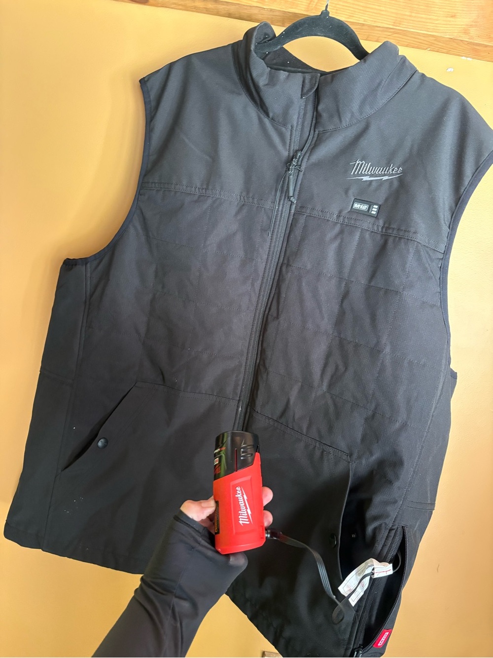 Milwaukee lithium ion battery heated vest m12